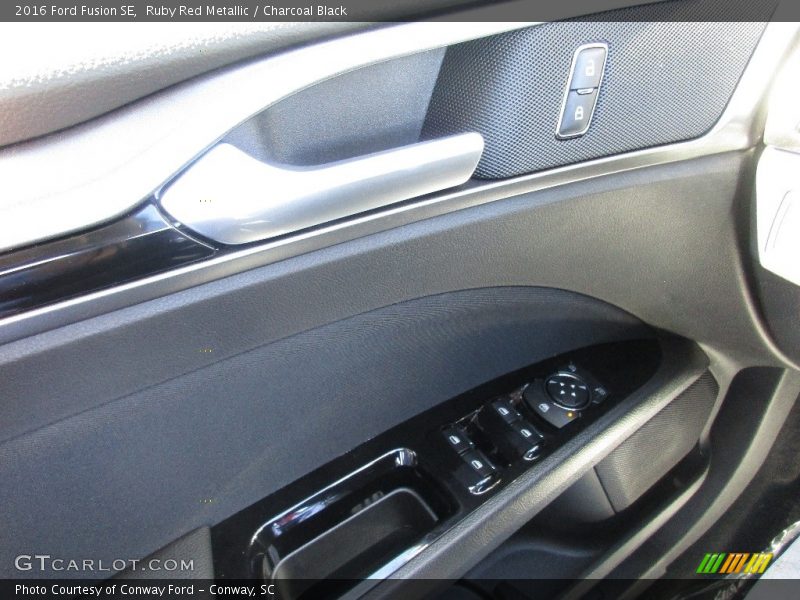 Ruby Red Metallic / Charcoal Black 2016 Ford Fusion SE
