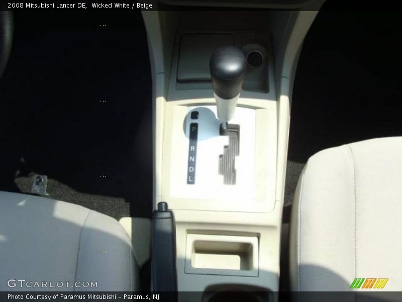 Wicked White / Beige 2008 Mitsubishi Lancer DE
