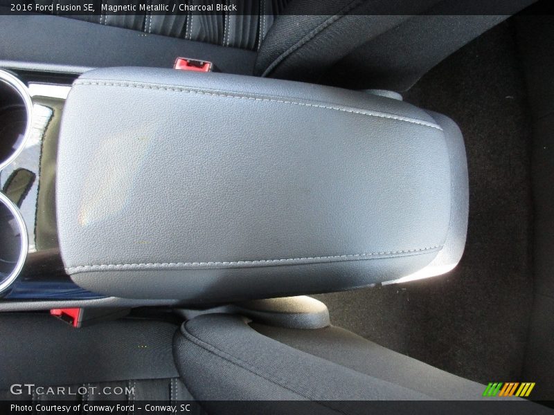 Magnetic Metallic / Charcoal Black 2016 Ford Fusion SE