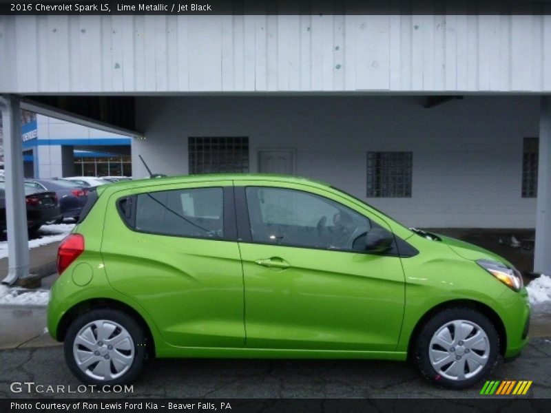 Lime Metallic / Jet Black 2016 Chevrolet Spark LS