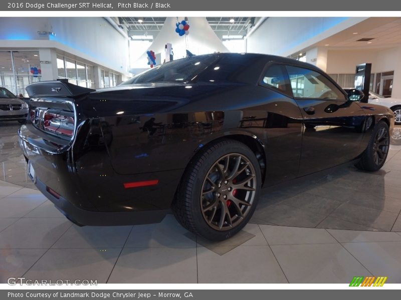 Pitch Black / Black 2016 Dodge Challenger SRT Hellcat