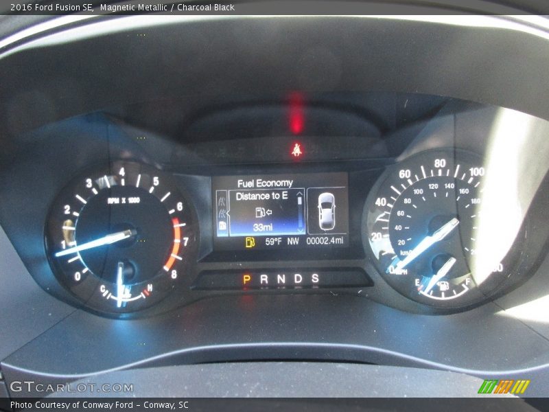 Magnetic Metallic / Charcoal Black 2016 Ford Fusion SE
