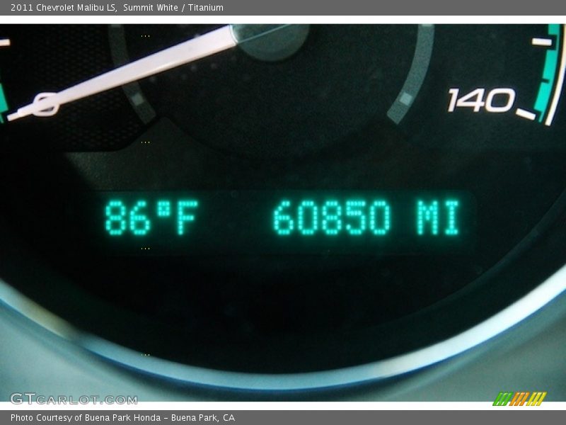 Summit White / Titanium 2011 Chevrolet Malibu LS