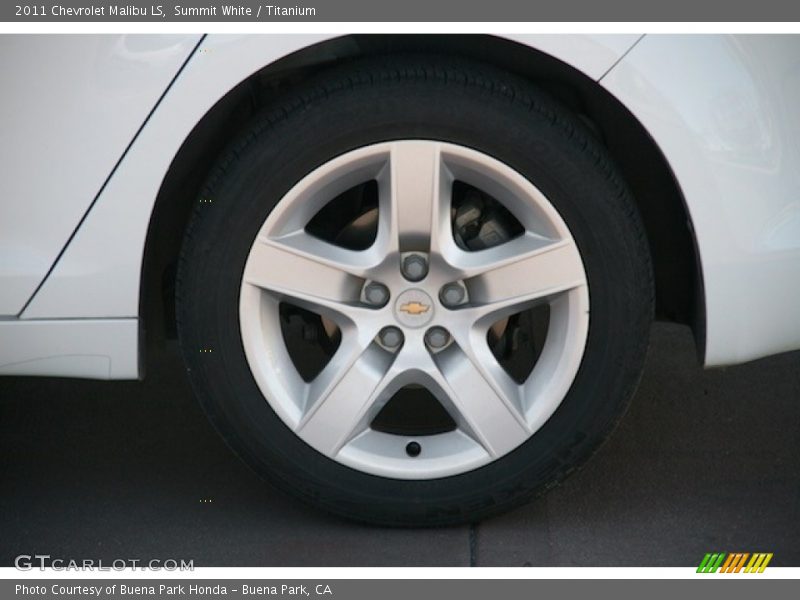 Summit White / Titanium 2011 Chevrolet Malibu LS