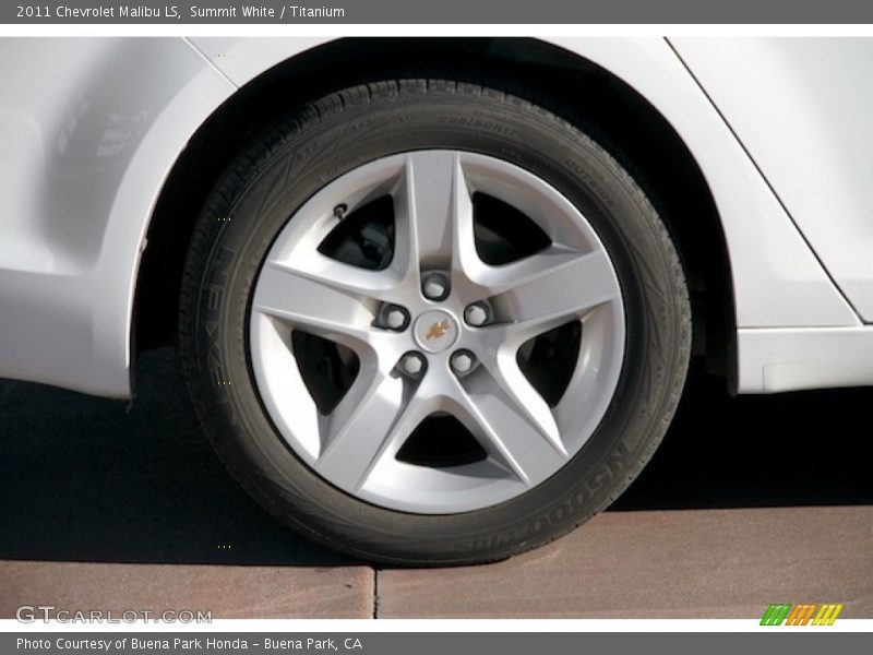 Summit White / Titanium 2011 Chevrolet Malibu LS