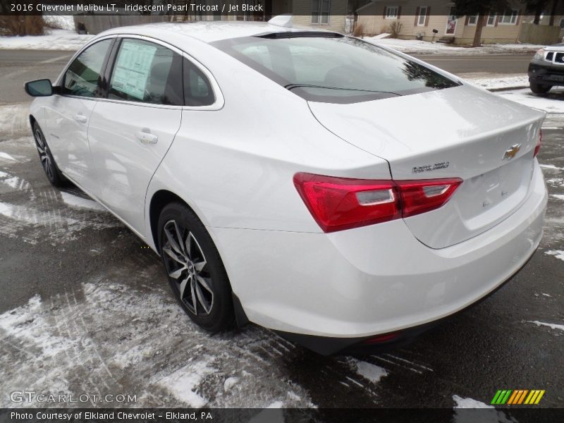 Iridescent Pearl Tricoat / Jet Black 2016 Chevrolet Malibu LT