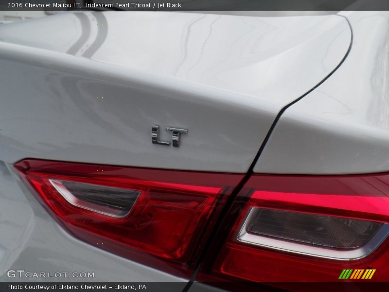 Iridescent Pearl Tricoat / Jet Black 2016 Chevrolet Malibu LT