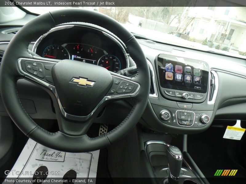Iridescent Pearl Tricoat / Jet Black 2016 Chevrolet Malibu LT