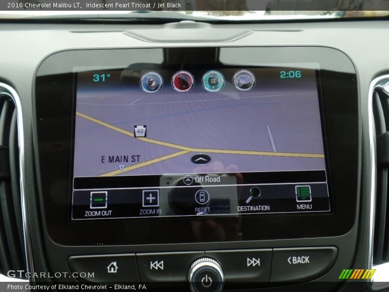 Iridescent Pearl Tricoat / Jet Black 2016 Chevrolet Malibu LT