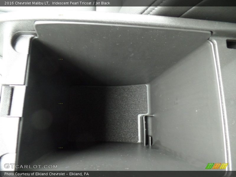 Iridescent Pearl Tricoat / Jet Black 2016 Chevrolet Malibu LT