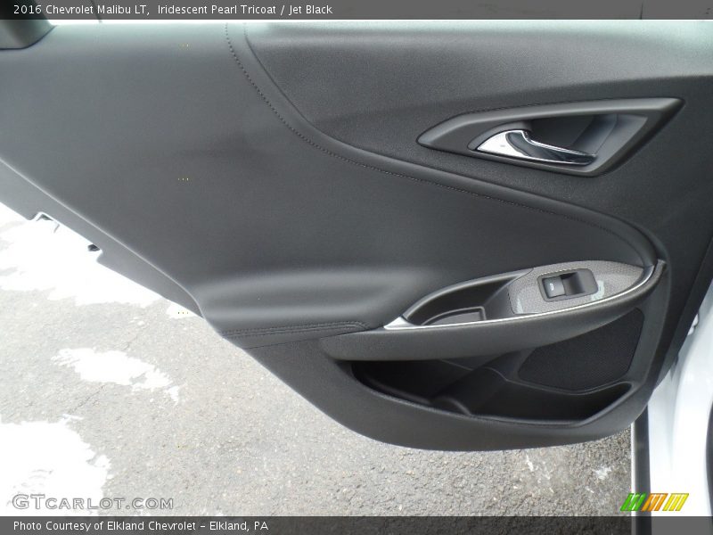 Iridescent Pearl Tricoat / Jet Black 2016 Chevrolet Malibu LT