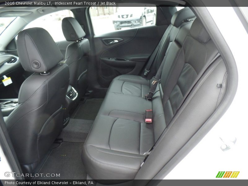 Iridescent Pearl Tricoat / Jet Black 2016 Chevrolet Malibu LT
