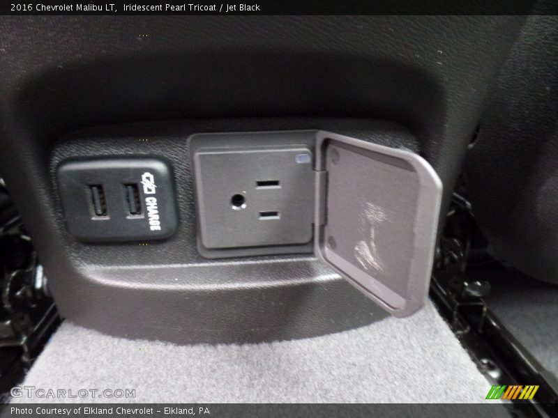 Iridescent Pearl Tricoat / Jet Black 2016 Chevrolet Malibu LT