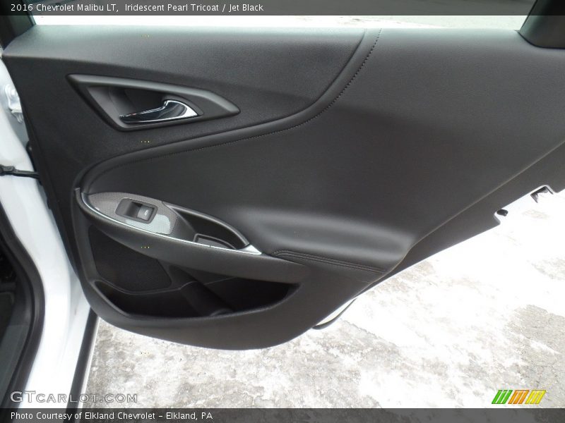 Iridescent Pearl Tricoat / Jet Black 2016 Chevrolet Malibu LT