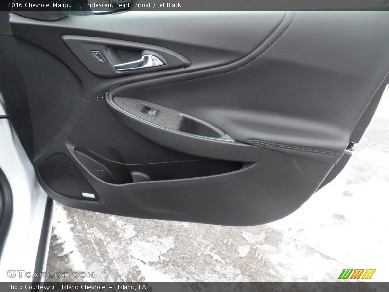Iridescent Pearl Tricoat / Jet Black 2016 Chevrolet Malibu LT
