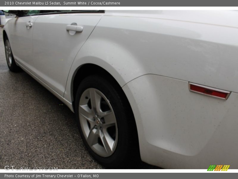 Summit White / Cocoa/Cashmere 2010 Chevrolet Malibu LS Sedan