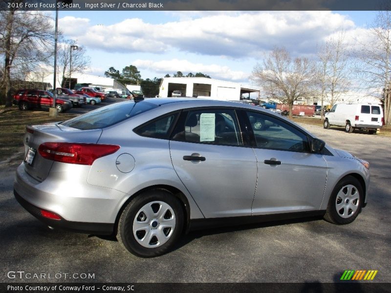 Ingot Silver / Charcoal Black 2016 Ford Focus S Sedan