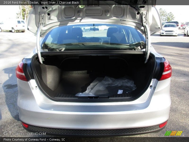 Ingot Silver / Charcoal Black 2016 Ford Focus S Sedan