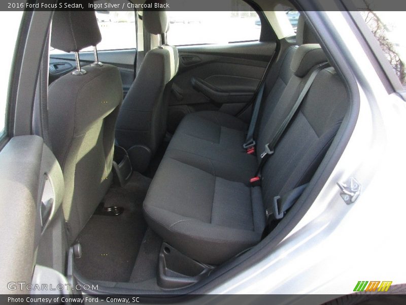 Ingot Silver / Charcoal Black 2016 Ford Focus S Sedan