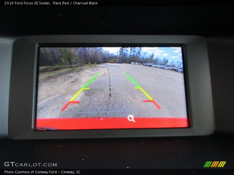 Race Red / Charcoal Black 2016 Ford Focus SE Sedan