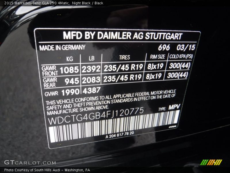 Night Black / Black 2015 Mercedes-Benz GLA 250 4Matic