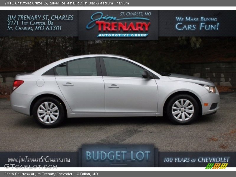Silver Ice Metallic / Jet Black/Medium Titanium 2011 Chevrolet Cruze LS