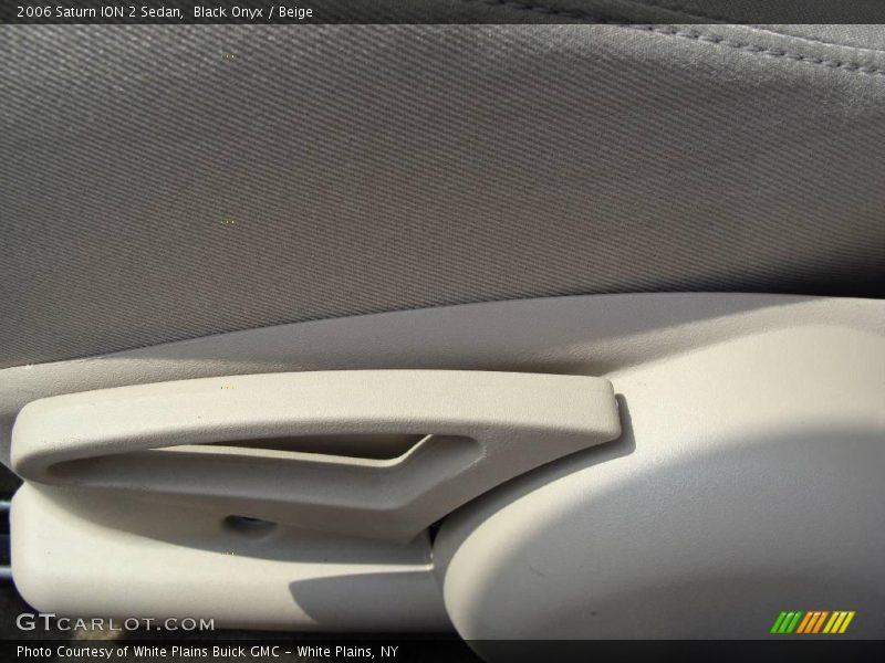 Black Onyx / Beige 2006 Saturn ION 2 Sedan