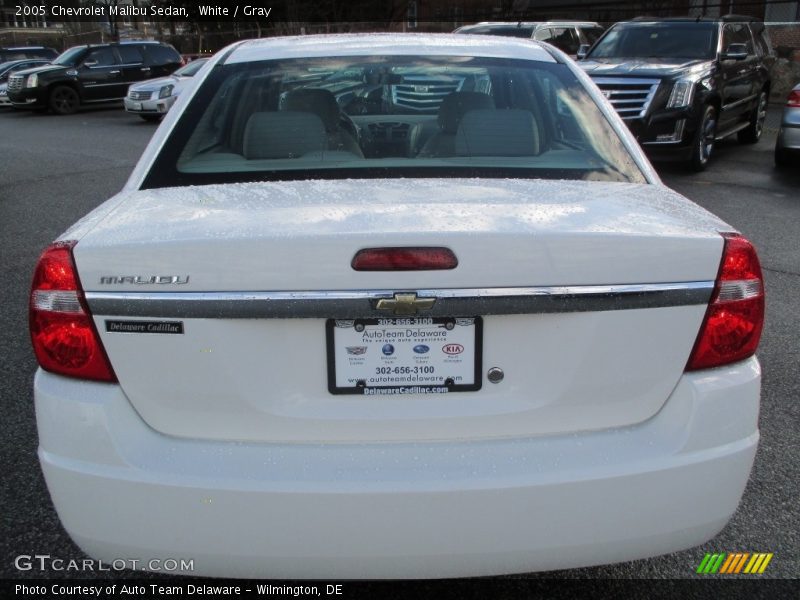 White / Gray 2005 Chevrolet Malibu Sedan