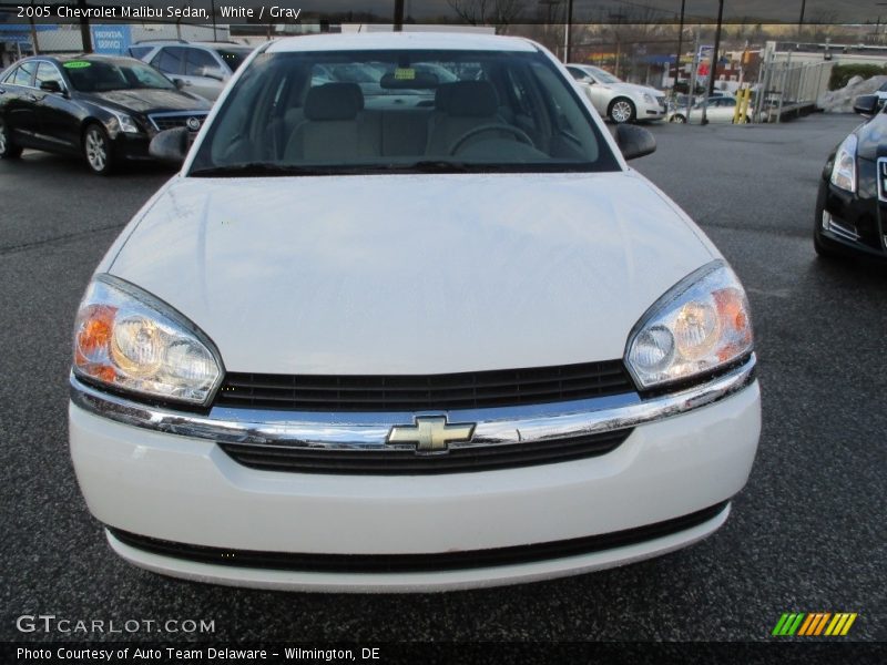 White / Gray 2005 Chevrolet Malibu Sedan