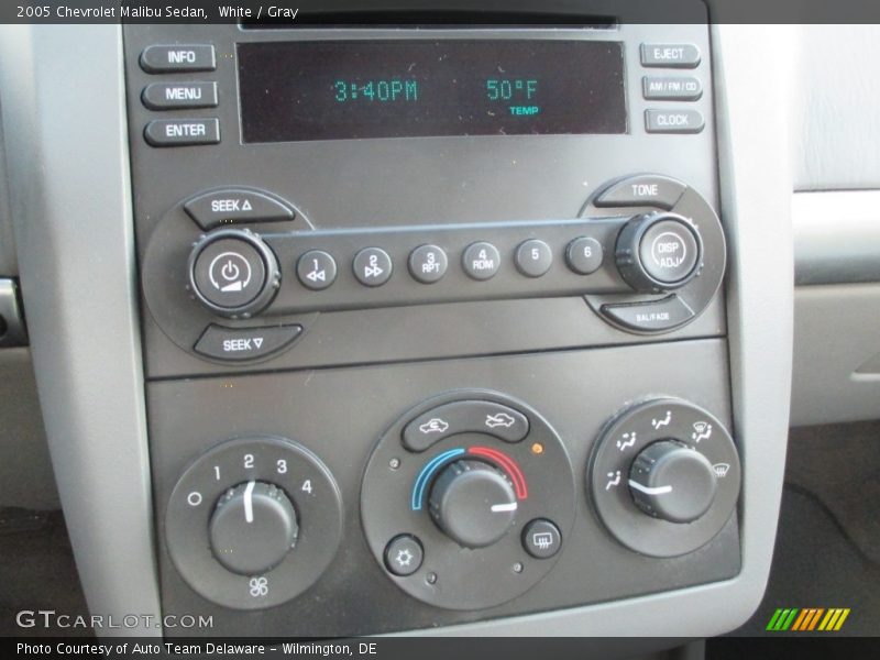 White / Gray 2005 Chevrolet Malibu Sedan