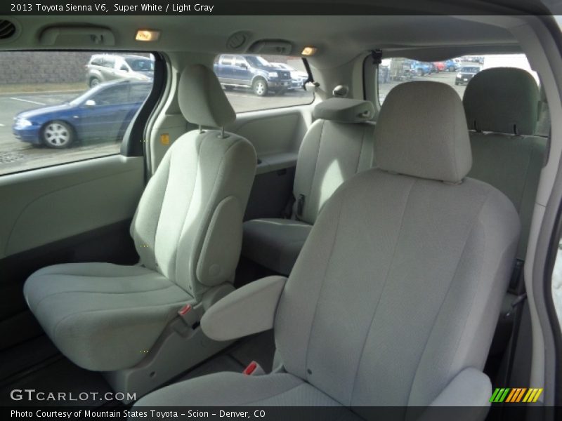 Super White / Light Gray 2013 Toyota Sienna V6