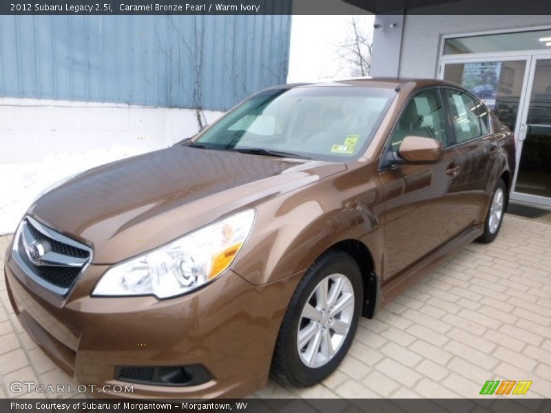 Front 3/4 View of 2012 Legacy 2.5i