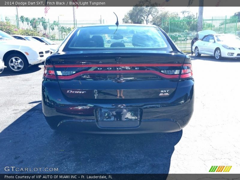Pitch Black / Black/Light Tungsten 2014 Dodge Dart SXT