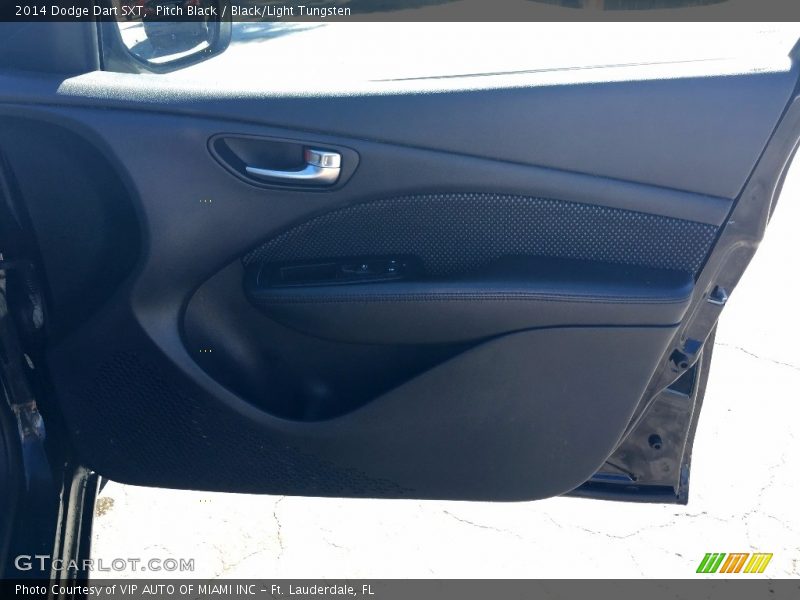 Pitch Black / Black/Light Tungsten 2014 Dodge Dart SXT