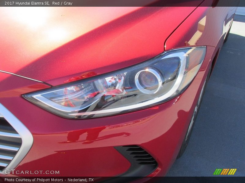 Red / Gray 2017 Hyundai Elantra SE