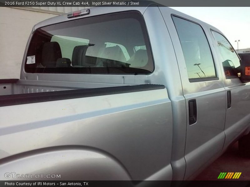 Ingot Silver Metallic / Steel 2016 Ford F250 Super Duty XL Crew Cab 4x4