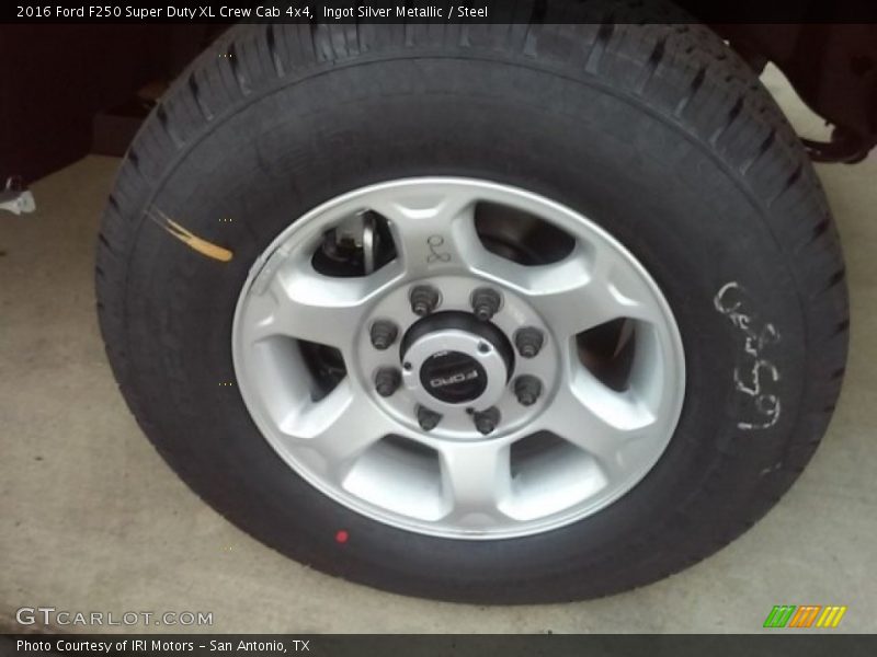 Ingot Silver Metallic / Steel 2016 Ford F250 Super Duty XL Crew Cab 4x4