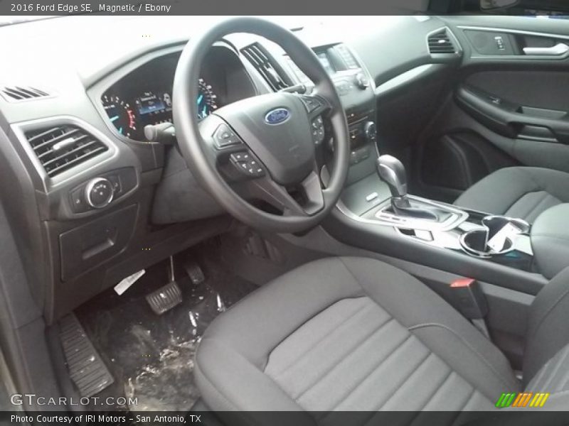 Magnetic / Ebony 2016 Ford Edge SE