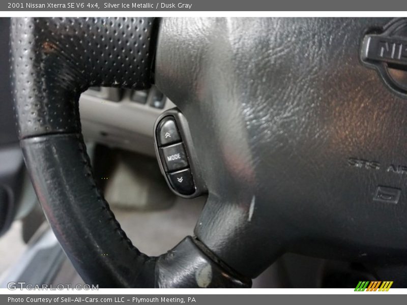 Silver Ice Metallic / Dusk Gray 2001 Nissan Xterra SE V6 4x4