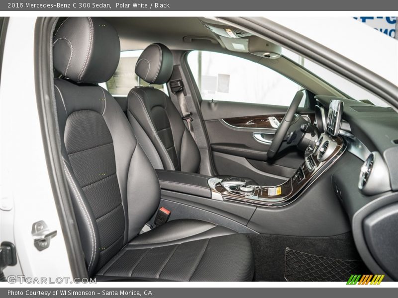 Polar White / Black 2016 Mercedes-Benz C 300 Sedan
