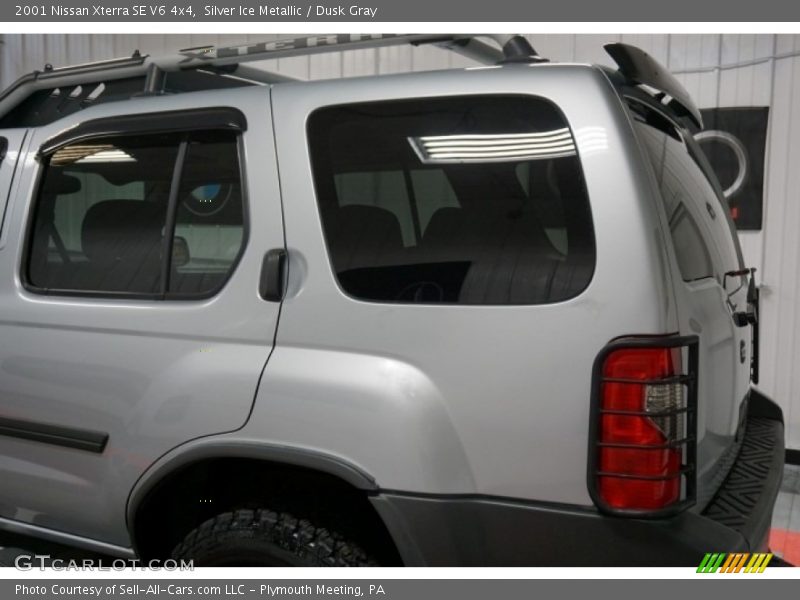 Silver Ice Metallic / Dusk Gray 2001 Nissan Xterra SE V6 4x4