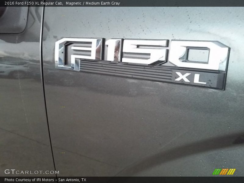 Magnetic / Medium Earth Gray 2016 Ford F150 XL Regular Cab