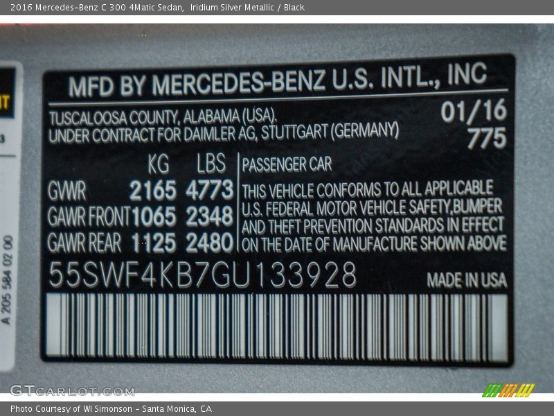 Iridium Silver Metallic / Black 2016 Mercedes-Benz C 300 4Matic Sedan