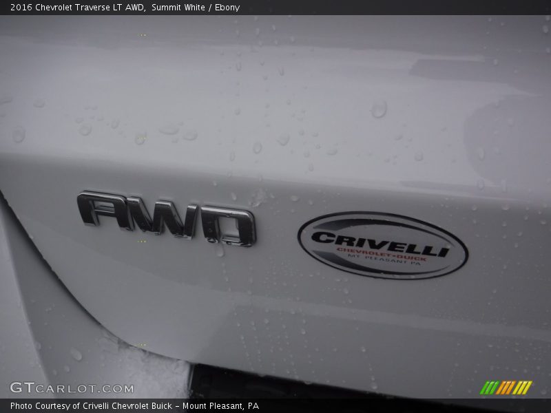 Summit White / Ebony 2016 Chevrolet Traverse LT AWD