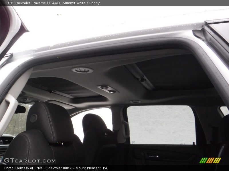 Summit White / Ebony 2016 Chevrolet Traverse LT AWD