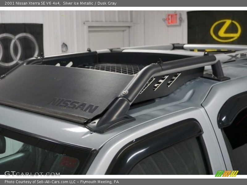 Silver Ice Metallic / Dusk Gray 2001 Nissan Xterra SE V6 4x4
