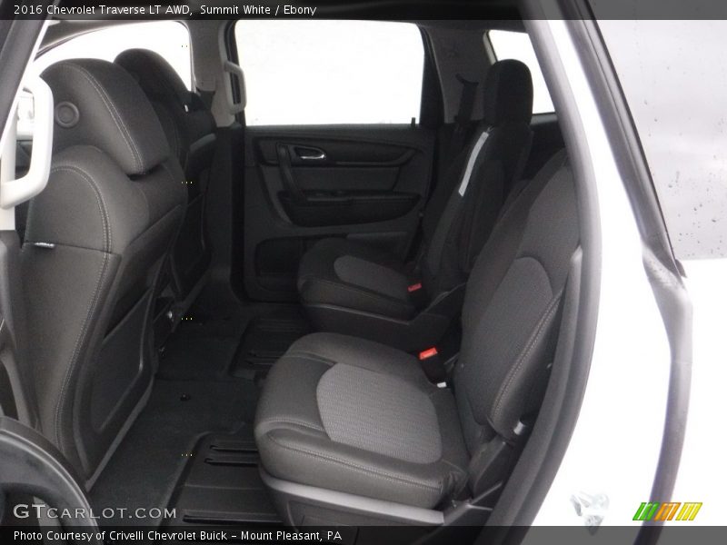 Summit White / Ebony 2016 Chevrolet Traverse LT AWD