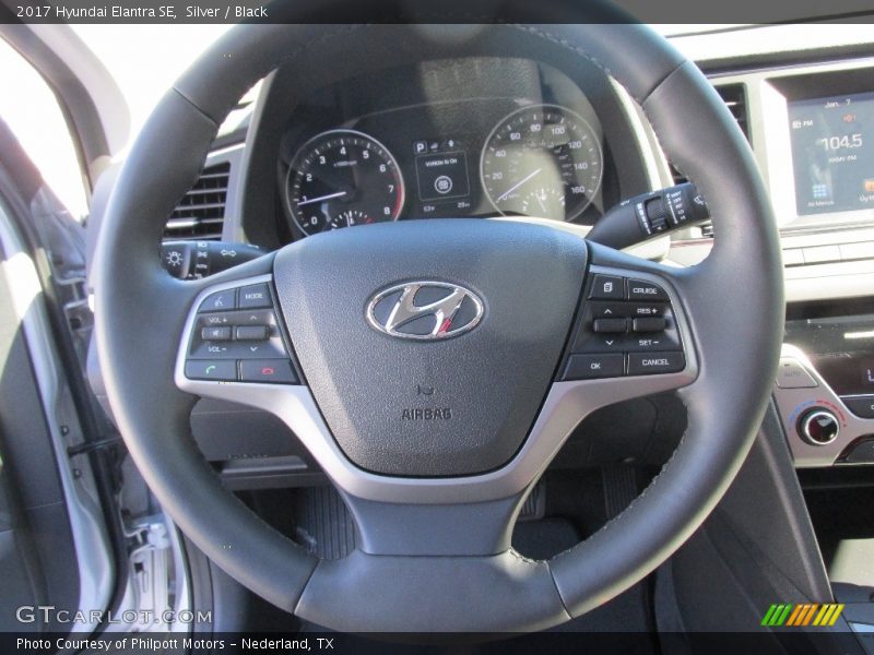 Silver / Black 2017 Hyundai Elantra SE