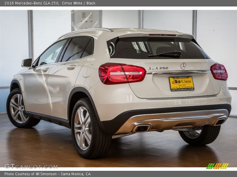 Cirrus White / Black 2016 Mercedes-Benz GLA 250