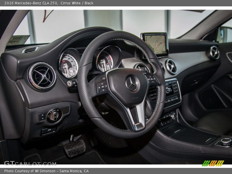 Cirrus White / Black 2016 Mercedes-Benz GLA 250